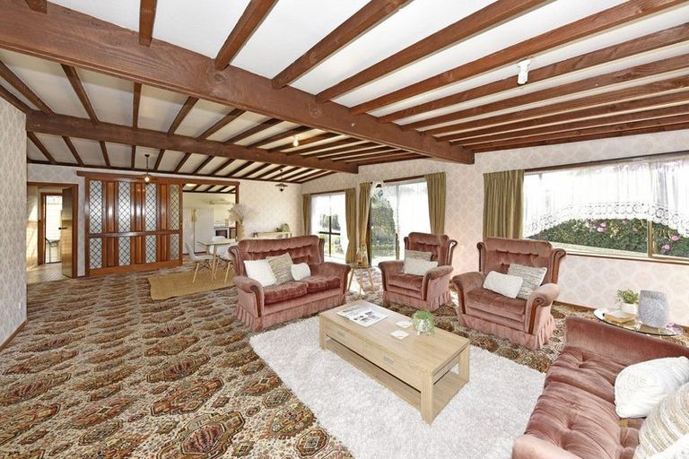 Photo of property in 1/25 Aorangi Road, Bryndwr, Christchurch, 8053