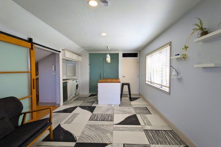 Photo of property in 19 Millstream Drive, Henderson, Auckland, 0610