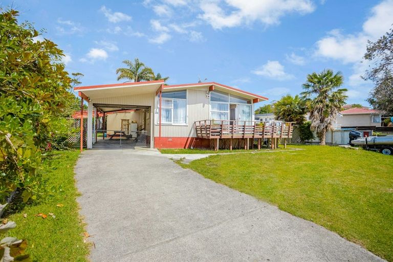Photo of property in 77 Weldene Avenue, Glenfield, Auckland, 0629