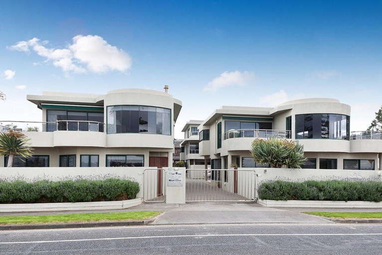 Photo of property in 4/43 The Parade, Bucklands Beach, Auckland, 2012