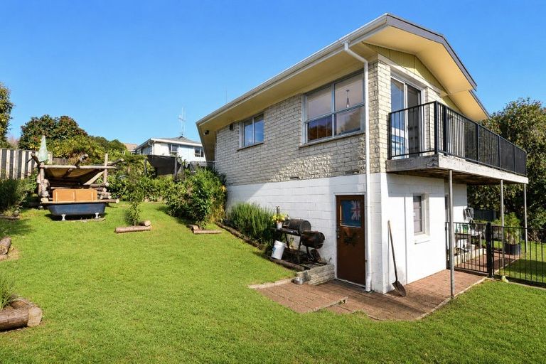Photo of property in 46 Russleigh Drive, Dinsdale, Hamilton, 3204