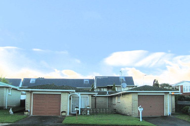 Photo of property in 18 Anthony Grove, Paraparaumu Beach, Paraparaumu, 5032