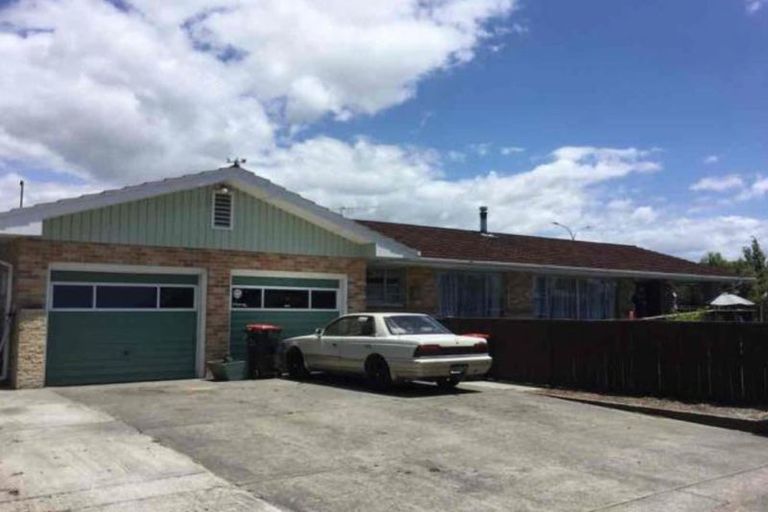 Photo of property in 284 Kennedy Road, Onekawa, Napier, 4110