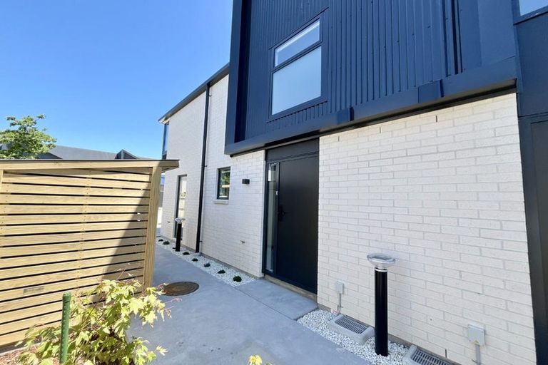 Photo of property in 10/18 Feilding Street, Addington, Christchurch, 8024
