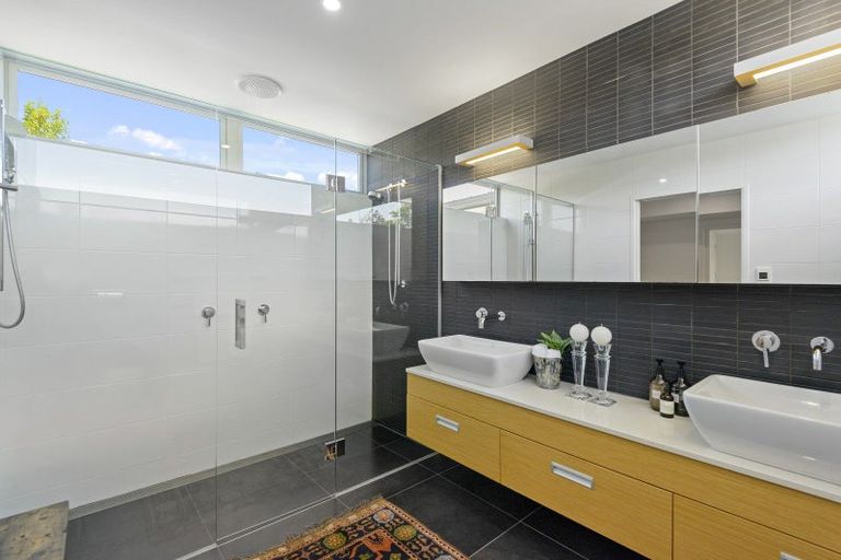 Photo of property in 74b Clyde Road, Ilam, Christchurch, 8041