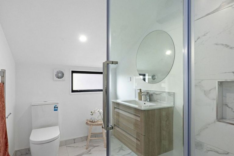 Photo of property in 106 Rattray Street, Riccarton, Christchurch, 8041