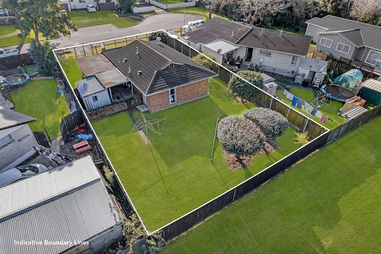 Photo of property in 9 Chibnall Place, Conifer Grove, Takanini, 2112
