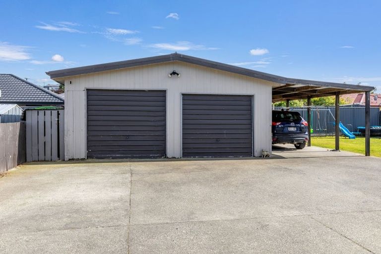 Photo of property in 15 Irving Street, Gore, 9710