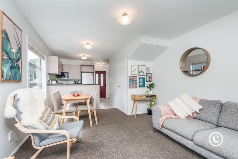 Photo of property in 2/14f Tireti Road, Titahi Bay, Porirua, 5022