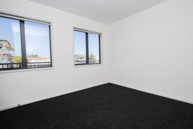 Photo of property in 4/200 Old Farm Road, Hamilton East, Hamilton, 3216