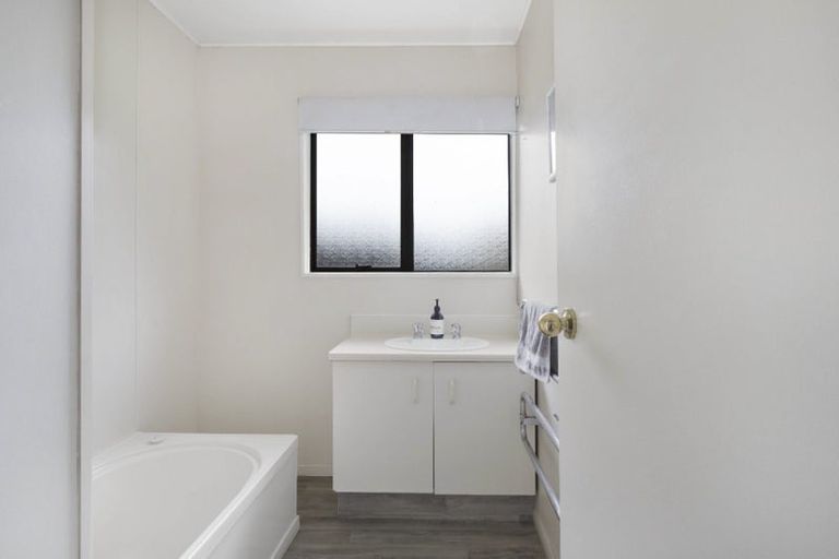 Photo of property in 3 Dennis Taylor Court, Paraparaumu, 5032