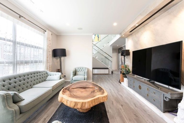 Photo of property in 4 Drumconnell Drive, Flat Bush, Auckland, 2019