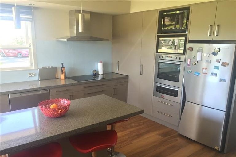 Photo of property in 16 Saint Georges Road, Karamu, Hastings, 4172