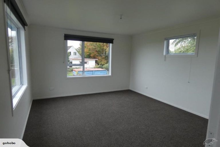 Photo of property in 16 Essex Street, Stratford, 4332