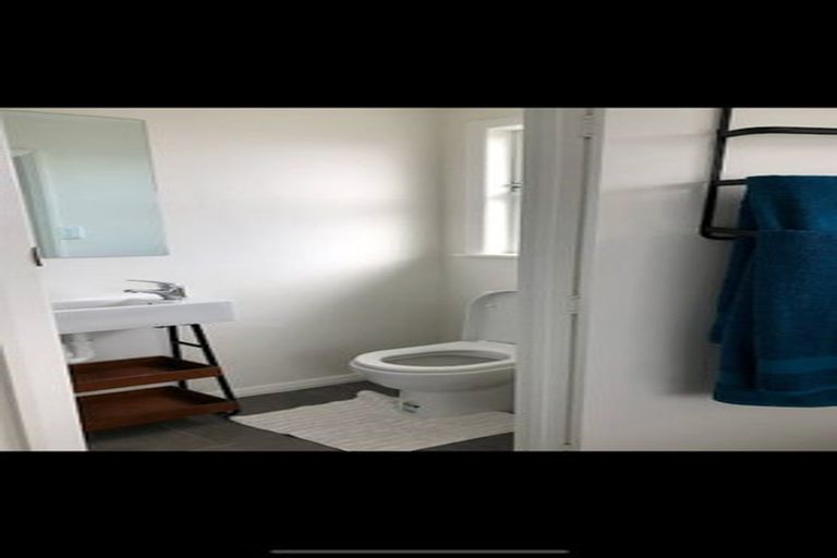 Photo of property in 43b Abraham Crescent, Milson, Palmerston North, 4414