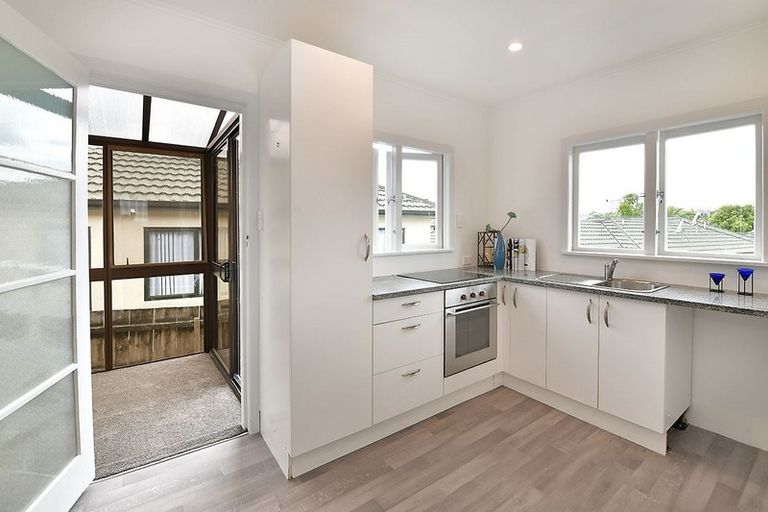 Photo of property in 21 Brixton Road, Manly, Whangaparaoa, 0930