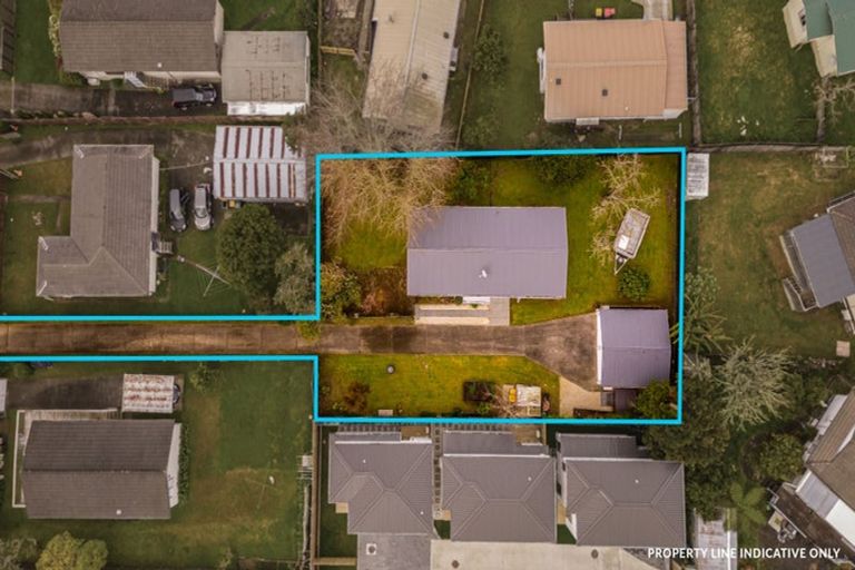 Photo of property in 16 Urlich Drive, Ranui, Auckland, 0612