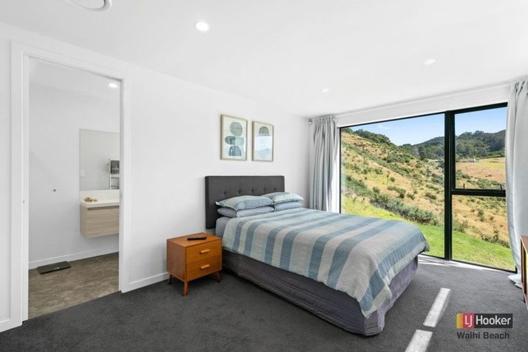 Photo of property in 32 Tohora View, Waihi Beach, 3611