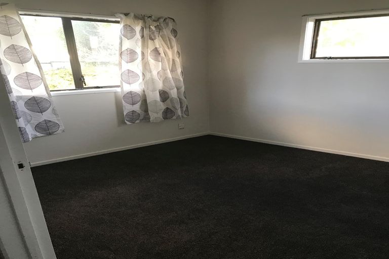 Photo of property in 1/23 Greenhaven Avenue, Opaheke, Papakura, 2113