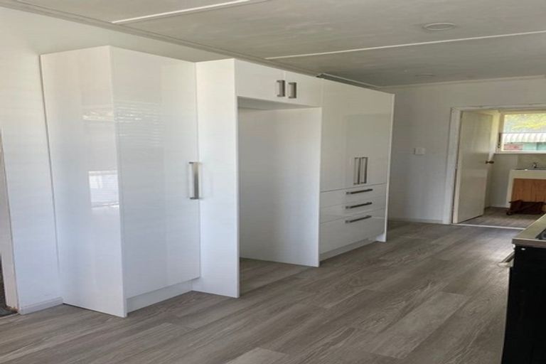 Photo of property in 191 Waddington Drive, Naenae, Lower Hutt, 5011