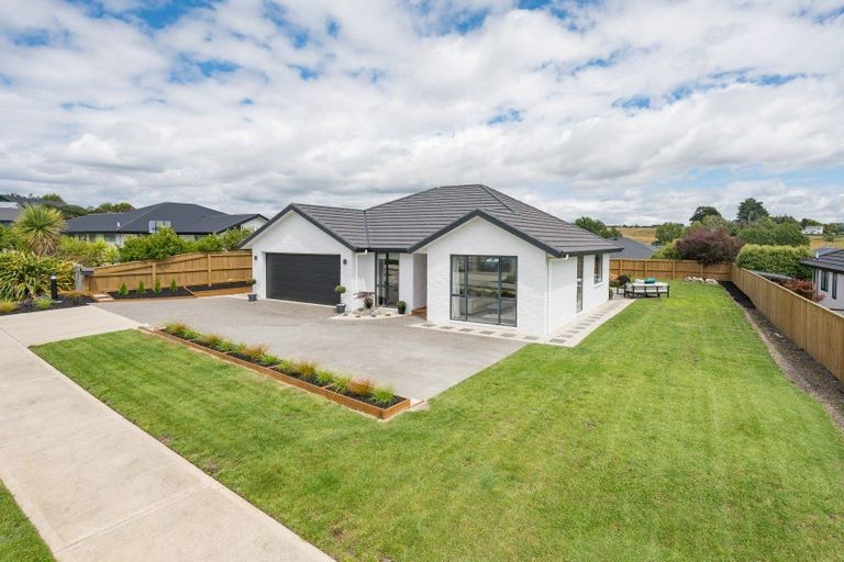 Photo of property in 12 Koi Crescent, Mapua, 7005