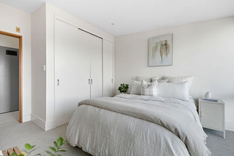 Photo of property in Rahiri Apartments, 4/23 Adelaide Street, Queenstown, 9300