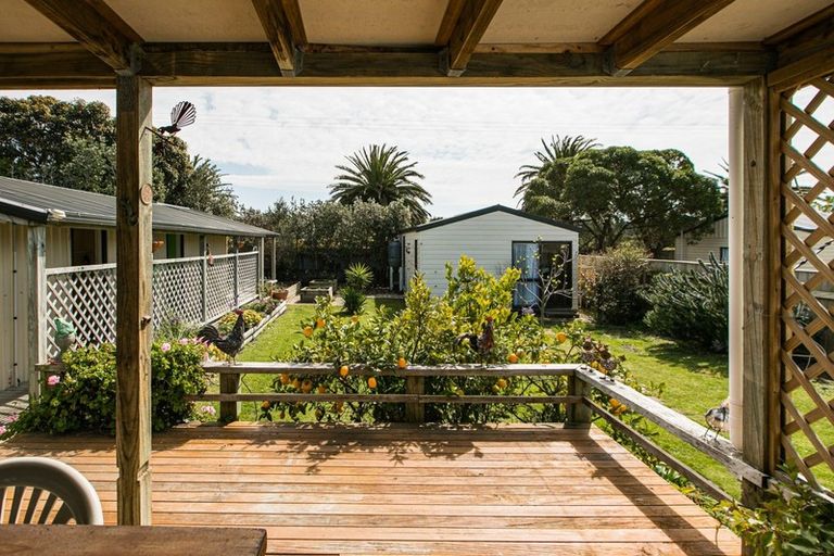 Photo of property in 11 Te Paerahi Road, Porangahau, 4293