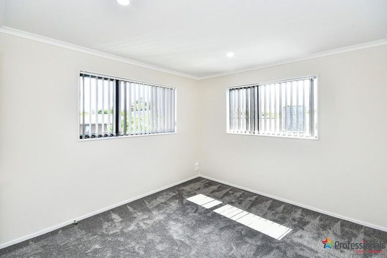 Photo of property in 4a Romney Place, Manurewa, Auckland, 2102