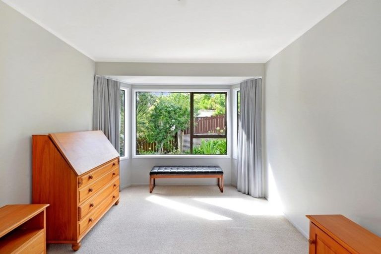 Photo of property in 2 Montclair Rise, Browns Bay, Auckland, 0630