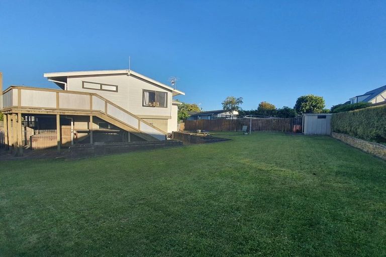 Photo of property in 27 Petrie Street, Pomare, Rotorua, 3015