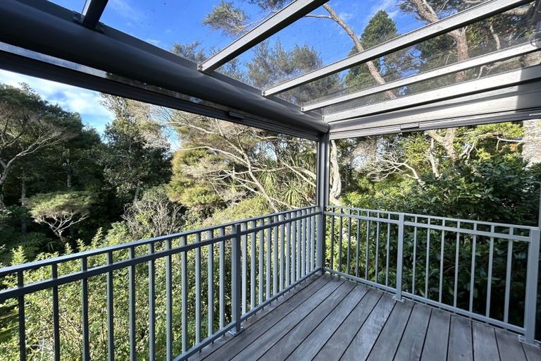 Photo of property in 93a Verran Road, Birkenhead, Auckland, 0626