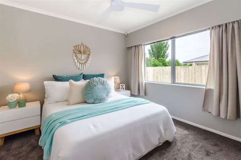 Photo of property in 10 Matuhi Street, Waikanae, 5036