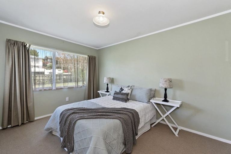 Photo of property in 102 Amanda Avenue, Dinsdale, Hamilton, 3204