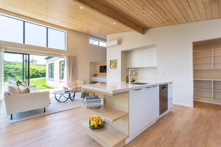 Photo of property in 129 Adler Drive, Ohauiti, Tauranga, 3112