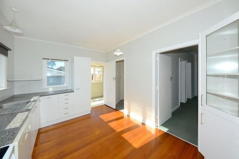 Photo of property in 66 Racecourse Road, Sockburn, Christchurch, 8042