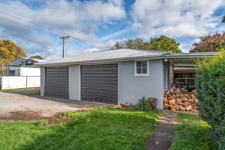 Photo of property in 223 High Street North, Carterton, 5713