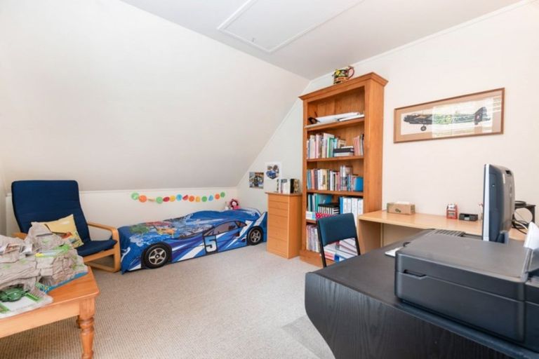 Photo of property in 124a Sandspit Road, Shelly Park, Auckland, 2014