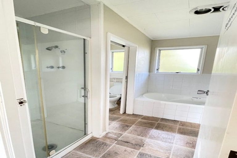 Photo of property in 45 Keegan Drive, Massey, Auckland, 0614