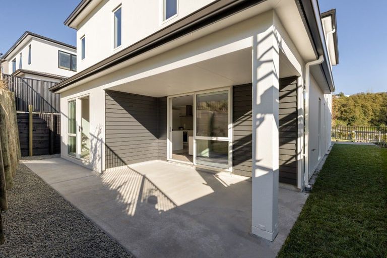 Photo of property in 307a Lakes Boulevard, Pyes Pa, Tauranga, 3112