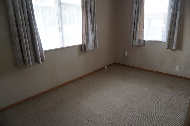 Photo of property in 52 Lipscombe Crescent, Havelock North, 4130