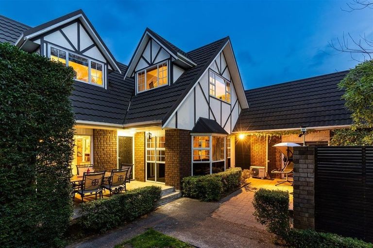 Photo of property in 424 Ruahine Street, Hokowhitu, Palmerston North, 4410