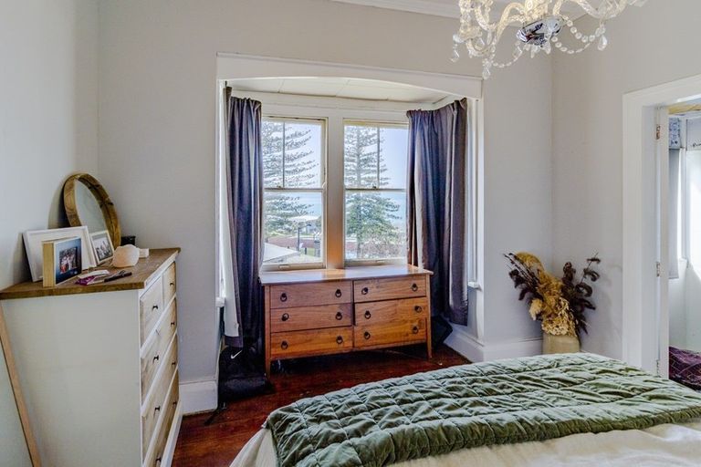 Photo of property in 6 Seaview Terrace, Bluff Hill, Napier, 4110