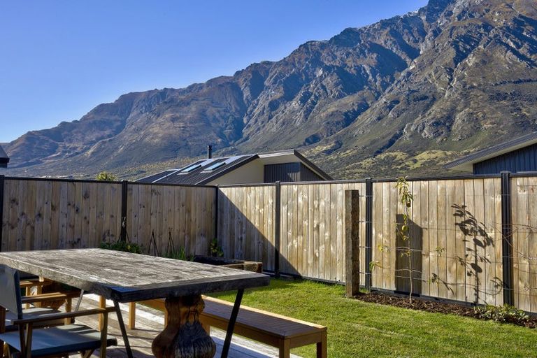 Photo of property in 67 Spur Ridge Rise, Jacks Point, 9371