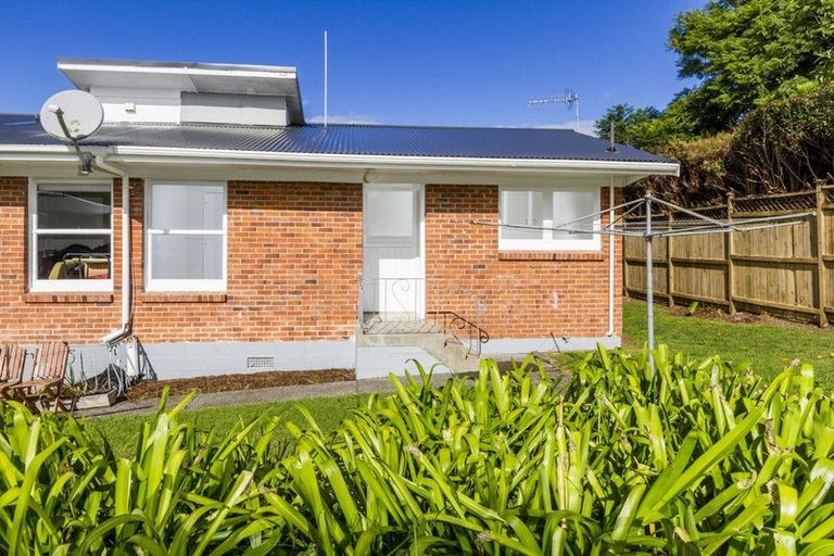 Photo of property in 4/11 Evelyn Place, Hillcrest, Auckland, 0627