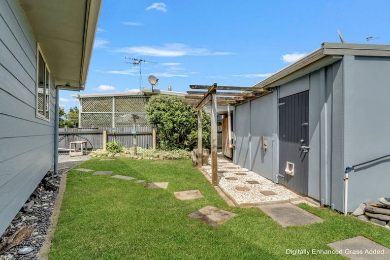 Photo of property in 23 Matakane Street, Waitarere Beach, Levin, 5510