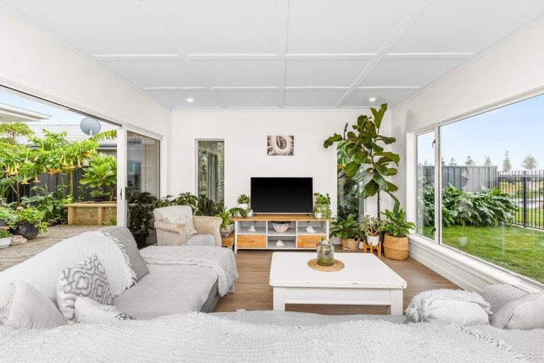 Photo of property in 32 Kaituna Place, Te Awa, Napier, 4110