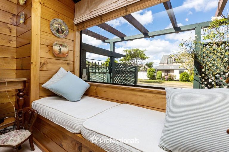 Photo of property in 10 Laredo Grove, Totara Park, Upper Hutt, 5018