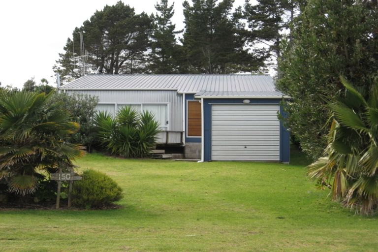 Photo of property in 150 Ocean Beach Road, Tairua, 3508