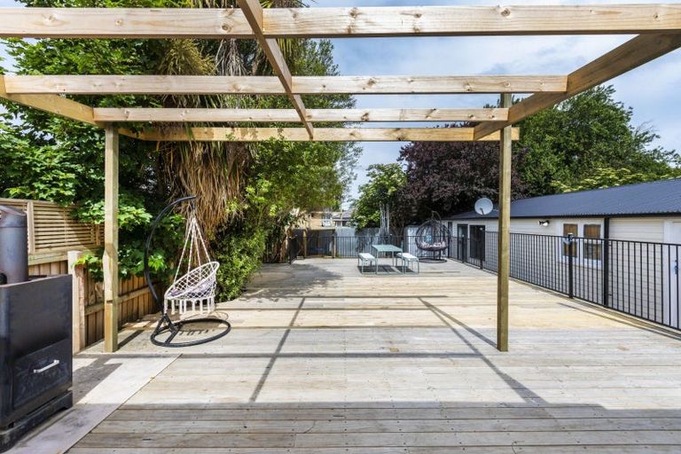 Photo of property in 146 Grahams Road, Burnside, Christchurch, 8053