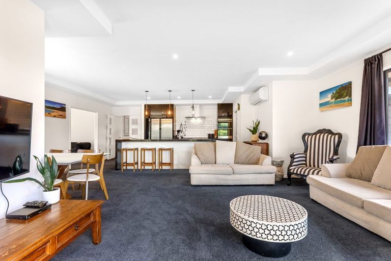 Photo of property in 11 Woodlaw Crescent, Prebbleton, 7604